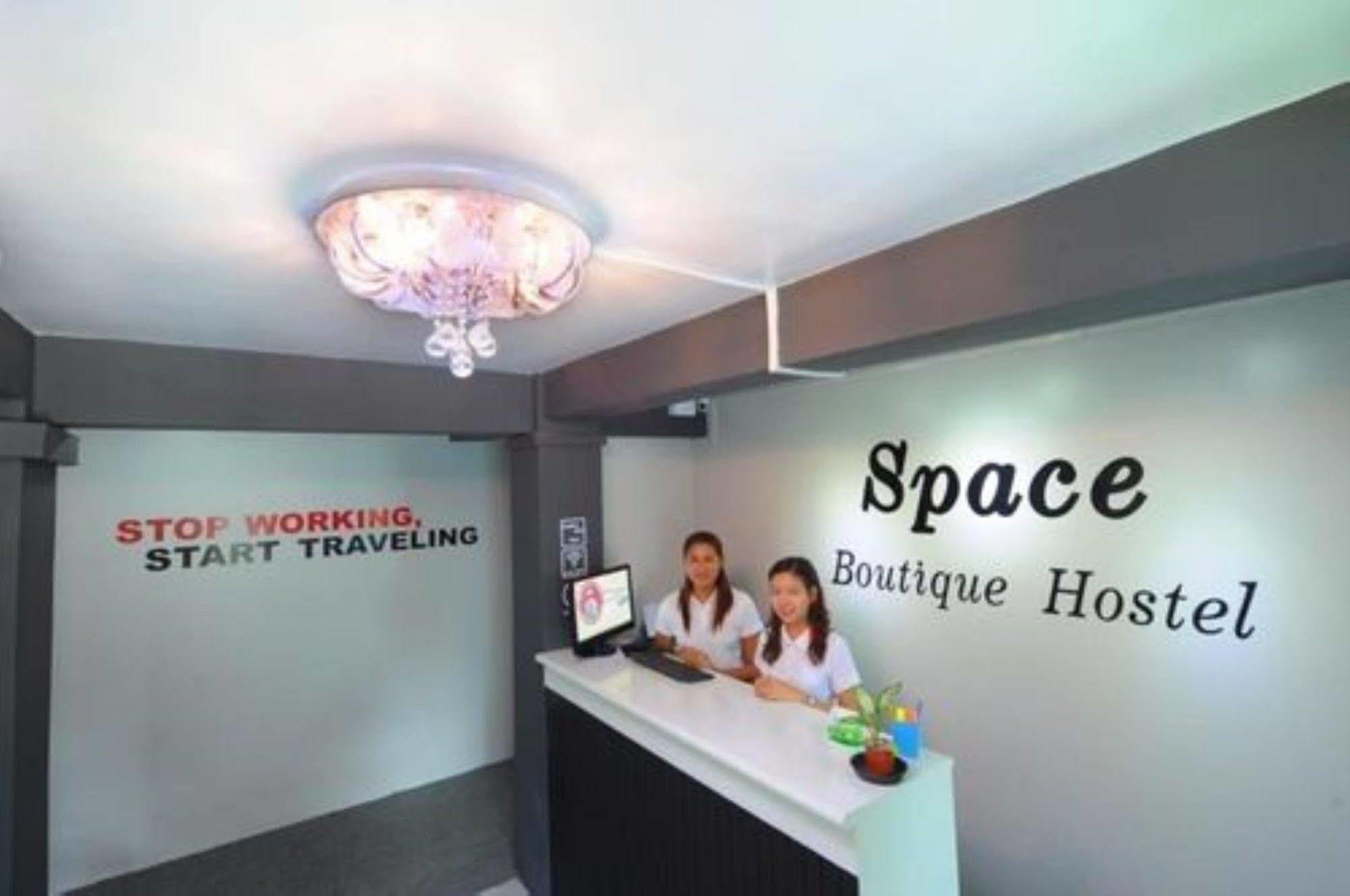 יאנגון Space Boutique Hostel מראה חיצוני תמונה